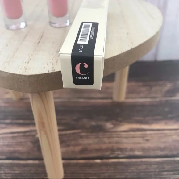 🆕30 Boxes Cargo Lip Gloss Beauty Bundle - Picture 7 of 8